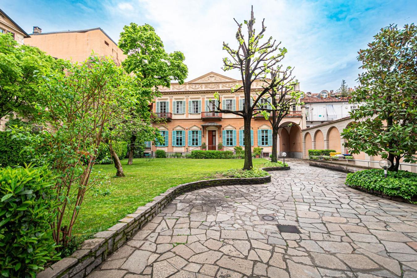 Valentino Appartamento Torino